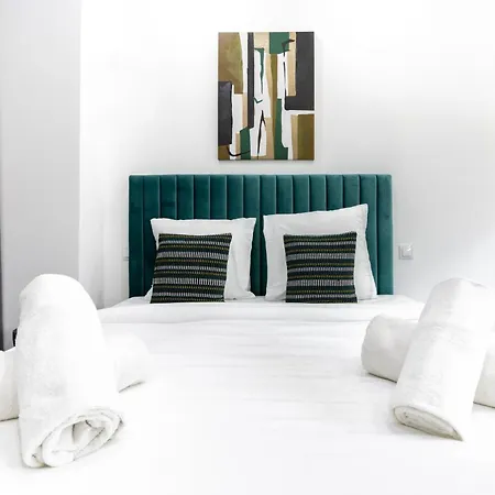 Apartment De Charme Au Coeur Des Batignolles *