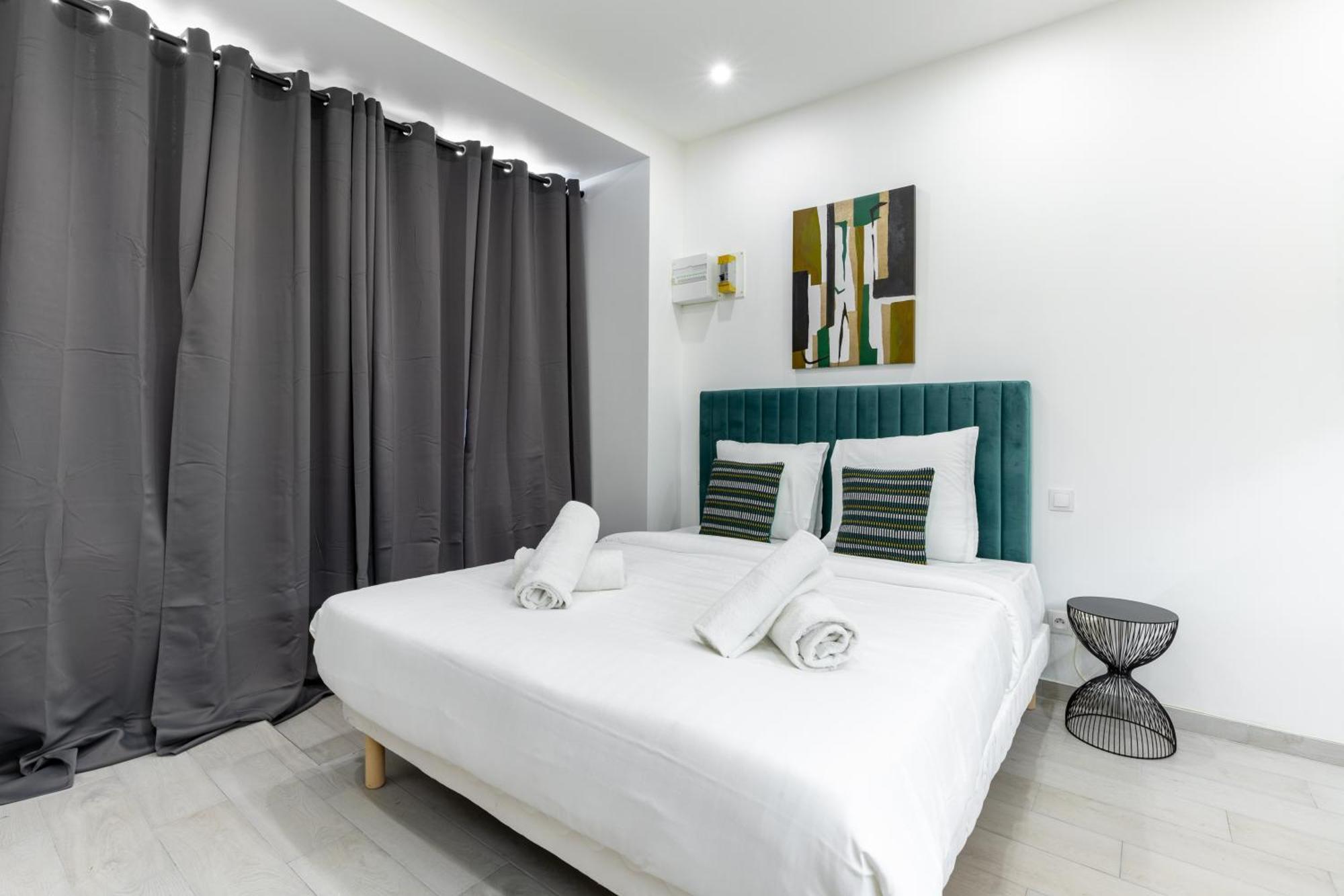 De Charme Au Coeur Des Batignolles Paris